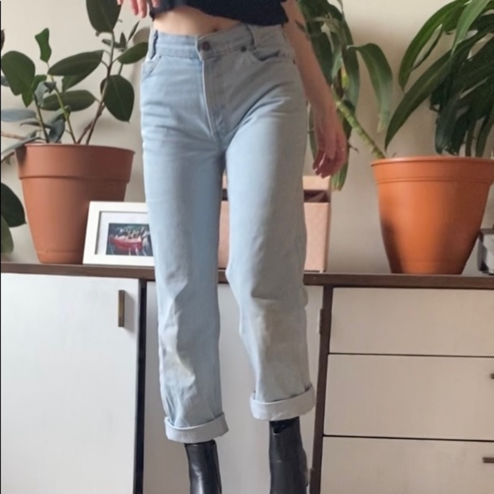 LEVI’s 550 ORANGE TAG MOM JEANS